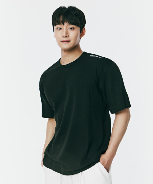 월리워 스튜디오 에센셜 티셔츠