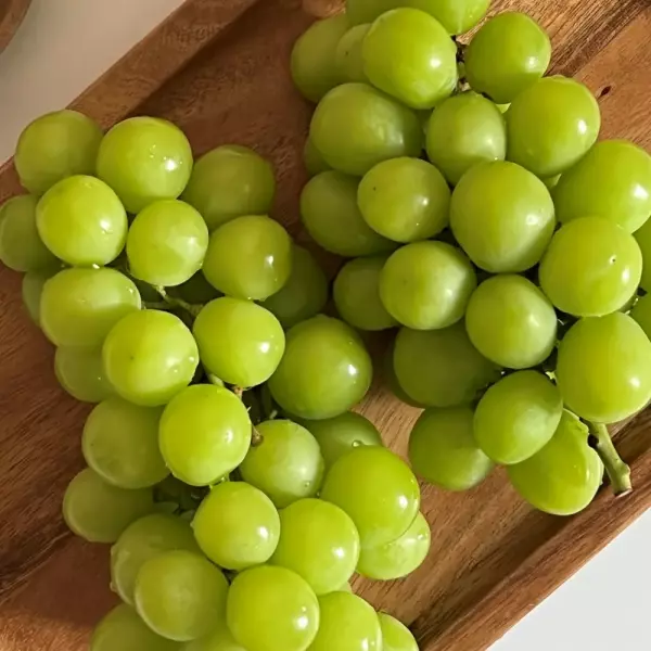 샤인머스캣 2kg 2~4수